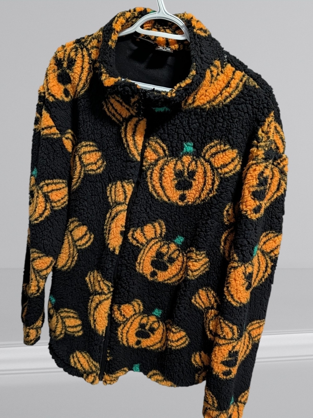 Disney x Cakeworthy Mickey Pumpkin Sherpa Jacket XL